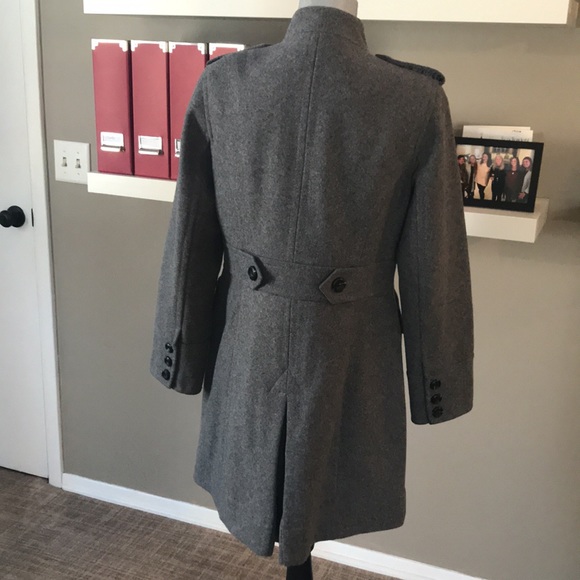 Gray tailored coat - Picture 2 of 4